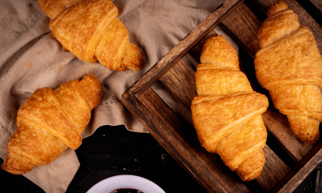 Croissant: Cemilan Kekinian Yang Sedang Booming Di Indonesia