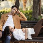 Hopeless Romantic: Definisi, Ciri, & Sisi Gelapnya