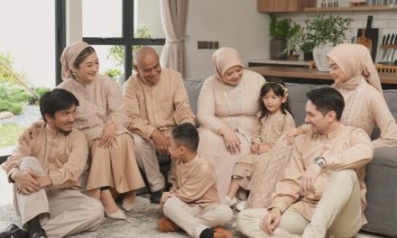 Baju Lebaran 2026: Seragam Keluarga Modis Dari Brand Lokal