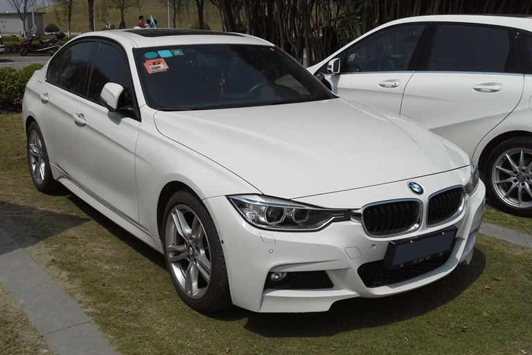 Mengenal BMW F30, Sedan Sporty Dengan Teknologi Canggih