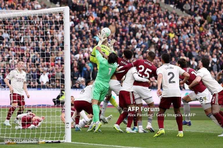 Momen Kontroversi Gol West Ham, Arsenal Tetap Di Puncak