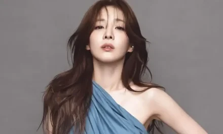 Fakta Mengejutkan Dari Sandara Park, Kisah Cinta Tanpa Bertemu
