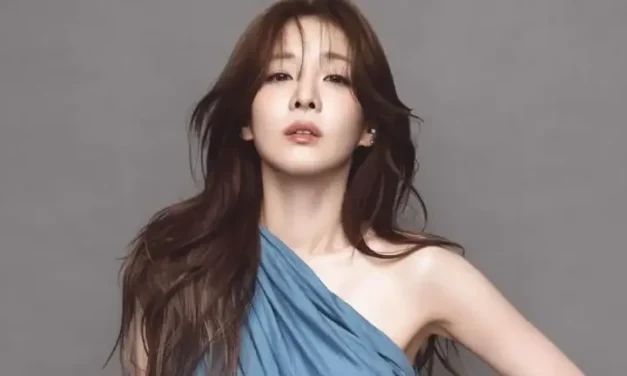 Fakta Mengejutkan Dari Sandara Park, Kisah Cinta Tanpa Bertemu