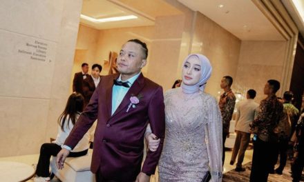 Sule Tanggapi Isu Nikah Diam-Diam Dengan Santyka Fauziah