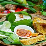 Bikin Lapar! Nasi Timbel Khas Sunda Hadir Dengan Lauk Komplet