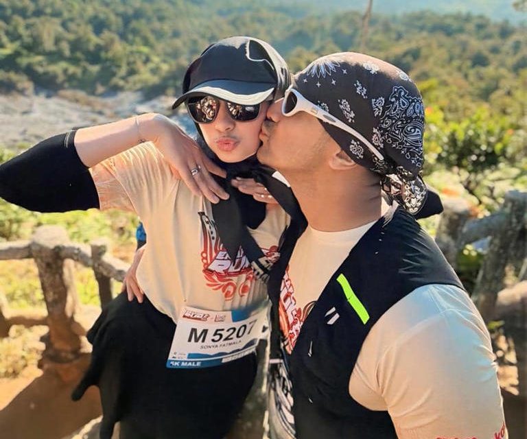 Sehat Bareng! Potret Hengky Kurniawan & Sonya Ikut Trail Run