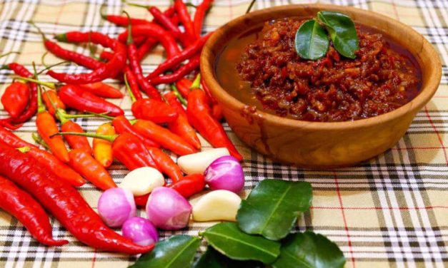 Jangan Asal Simpan! Ini Trik Bikin Sambal Awet Berminggu-Minggu